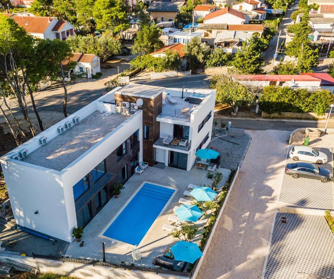 Apartamento Olive Tree Mansion Vir Exterior foto