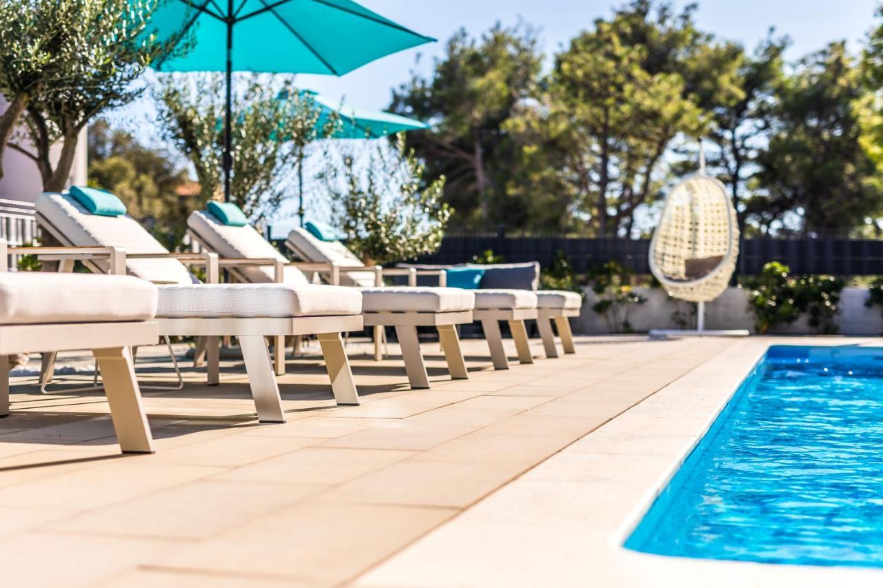 Apartamento Olive Tree Mansion Vir Exterior foto