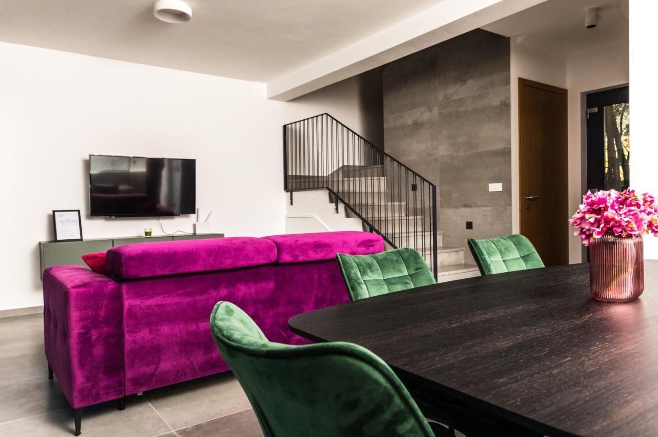 Apartamento Olive Tree Mansion Vir Exterior foto